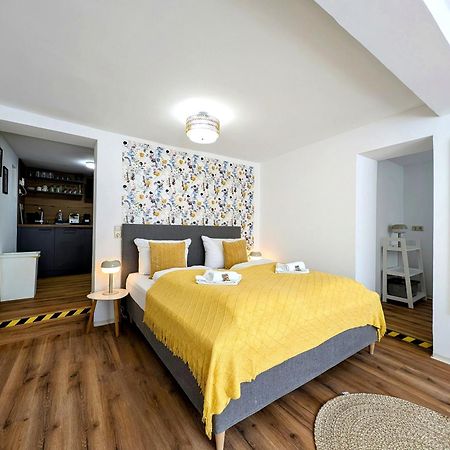 Bohnapartments - Design Suiten Am Markt - Vollausstattung - Wlan - Zentrum Ilmenau Esterno foto