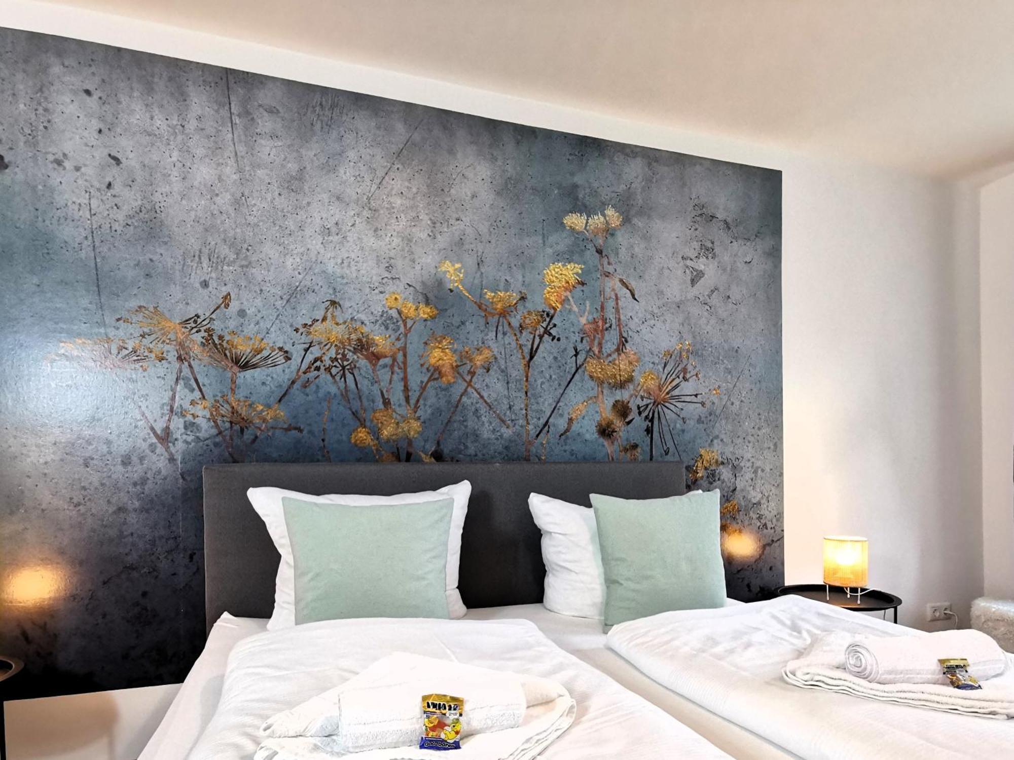Bohnapartments - Design Suiten Am Markt - Vollausstattung - Wlan - Zentrum Ilmenau Esterno foto