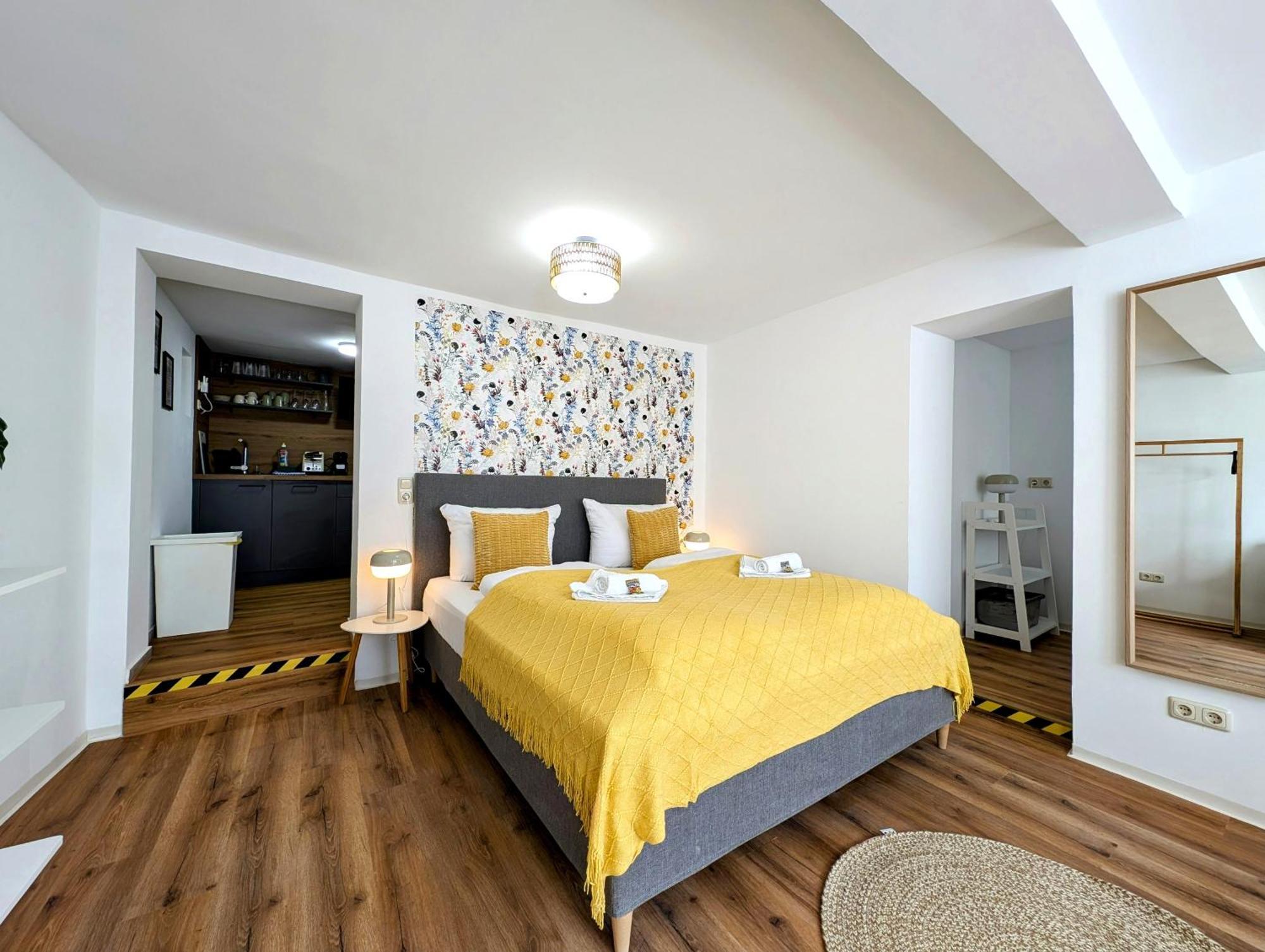 Bohnapartments - Design Suiten Am Markt - Vollausstattung - Wlan - Zentrum Ilmenau Esterno foto