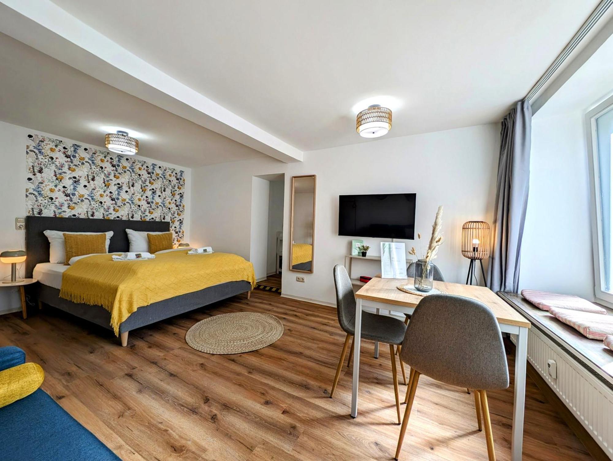 Bohnapartments - Design Suiten Am Markt - Vollausstattung - Wlan - Zentrum Ilmenau Esterno foto