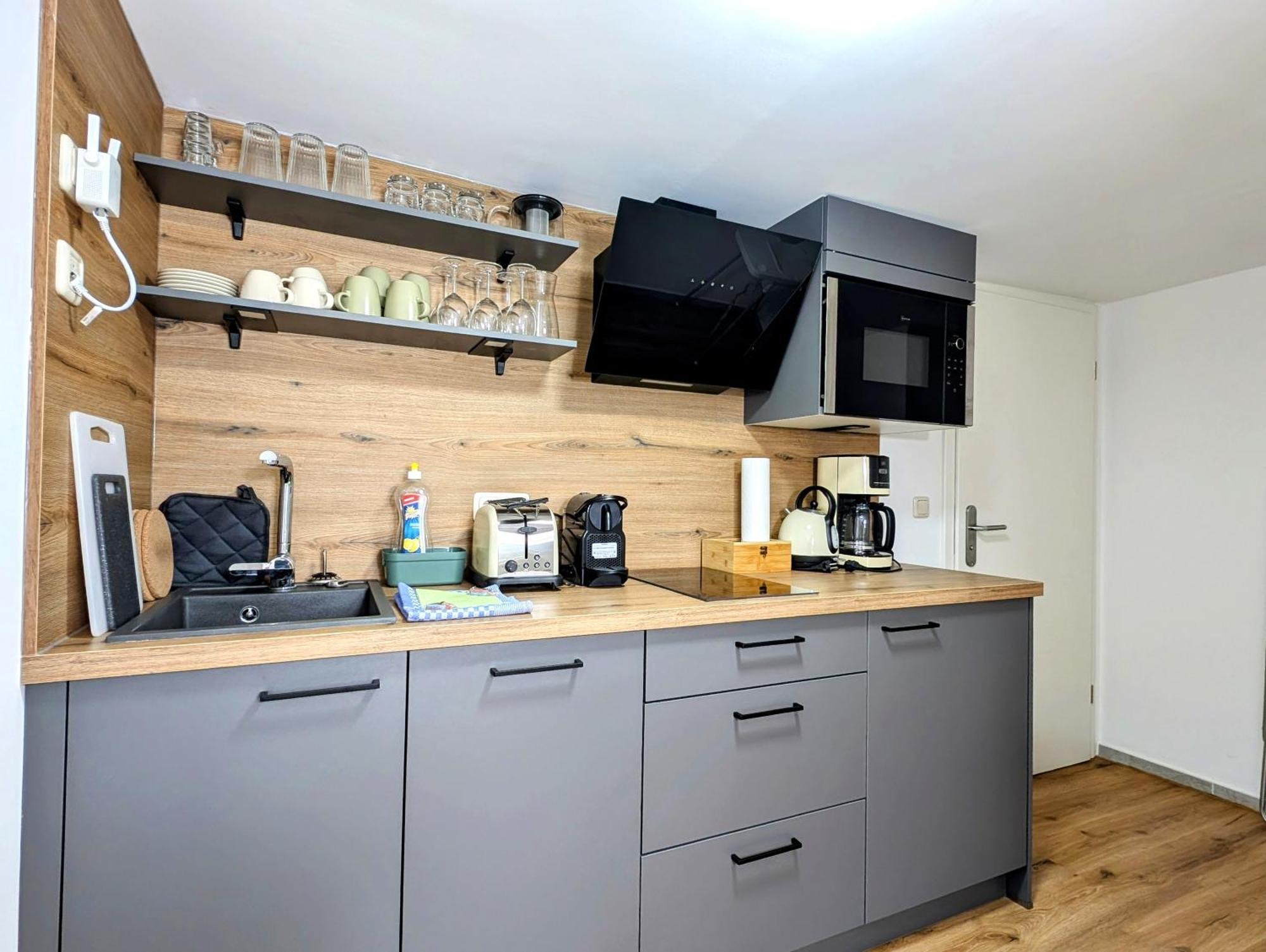 Bohnapartments - Design Suiten Am Markt - Vollausstattung - Wlan - Zentrum Ilmenau Esterno foto