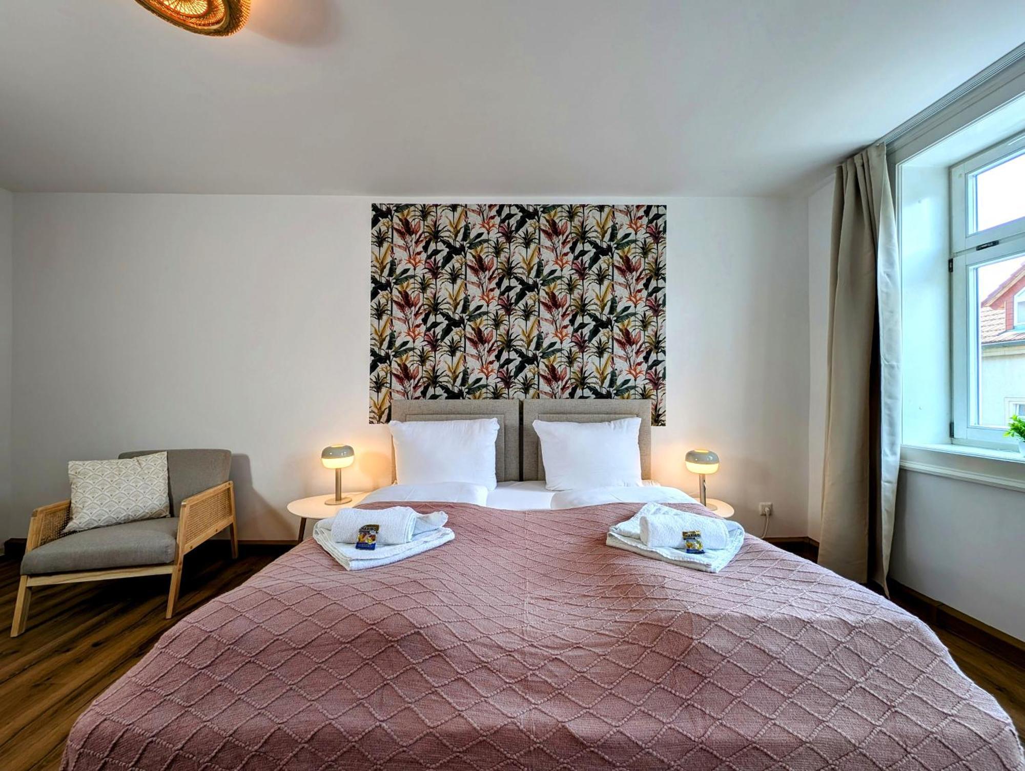 Bohnapartments - Design Suiten Am Markt - Vollausstattung - Wlan - Zentrum Ilmenau Esterno foto