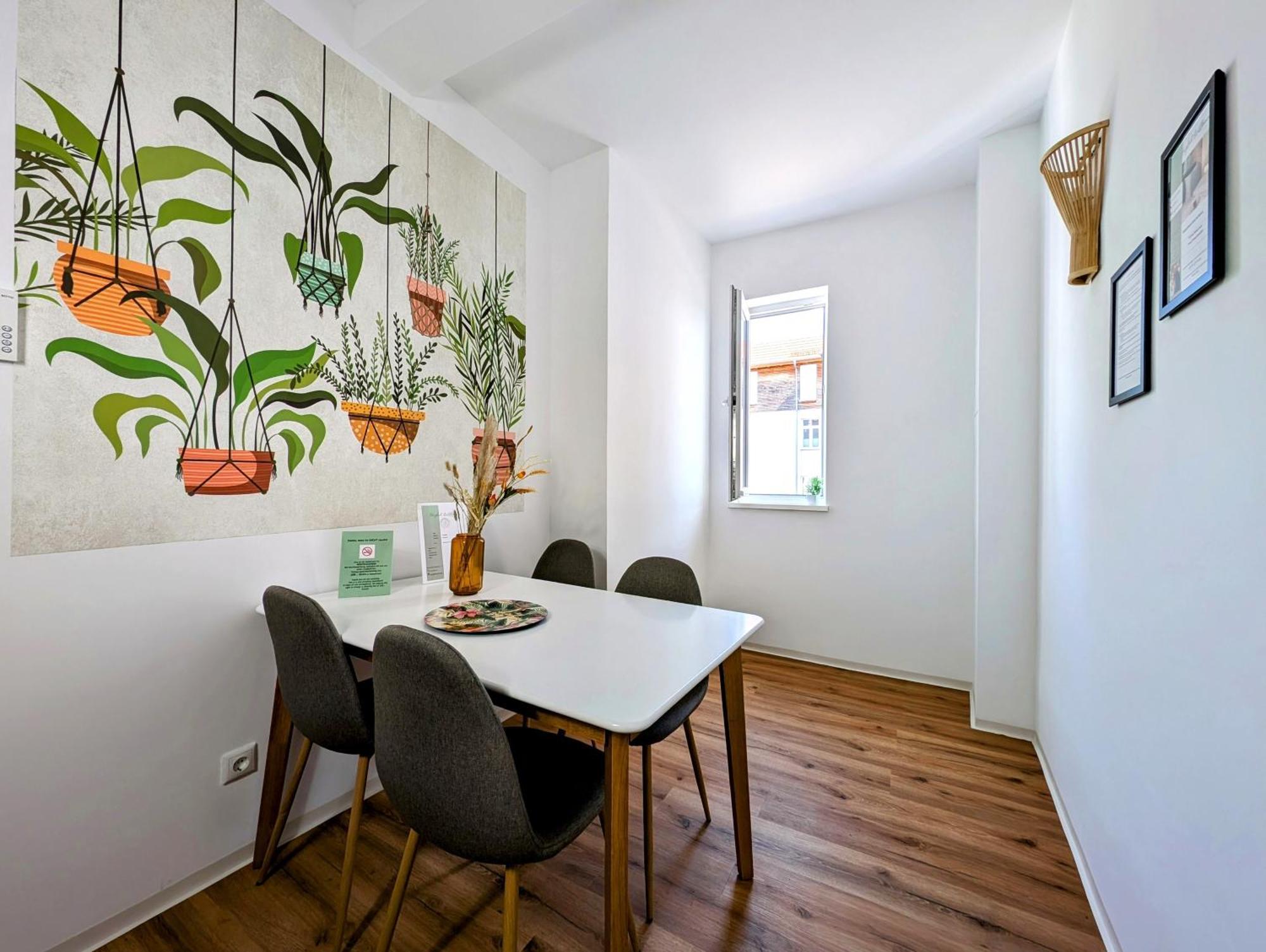 Bohnapartments - Design Suiten Am Markt - Vollausstattung - Wlan - Zentrum Ilmenau Esterno foto