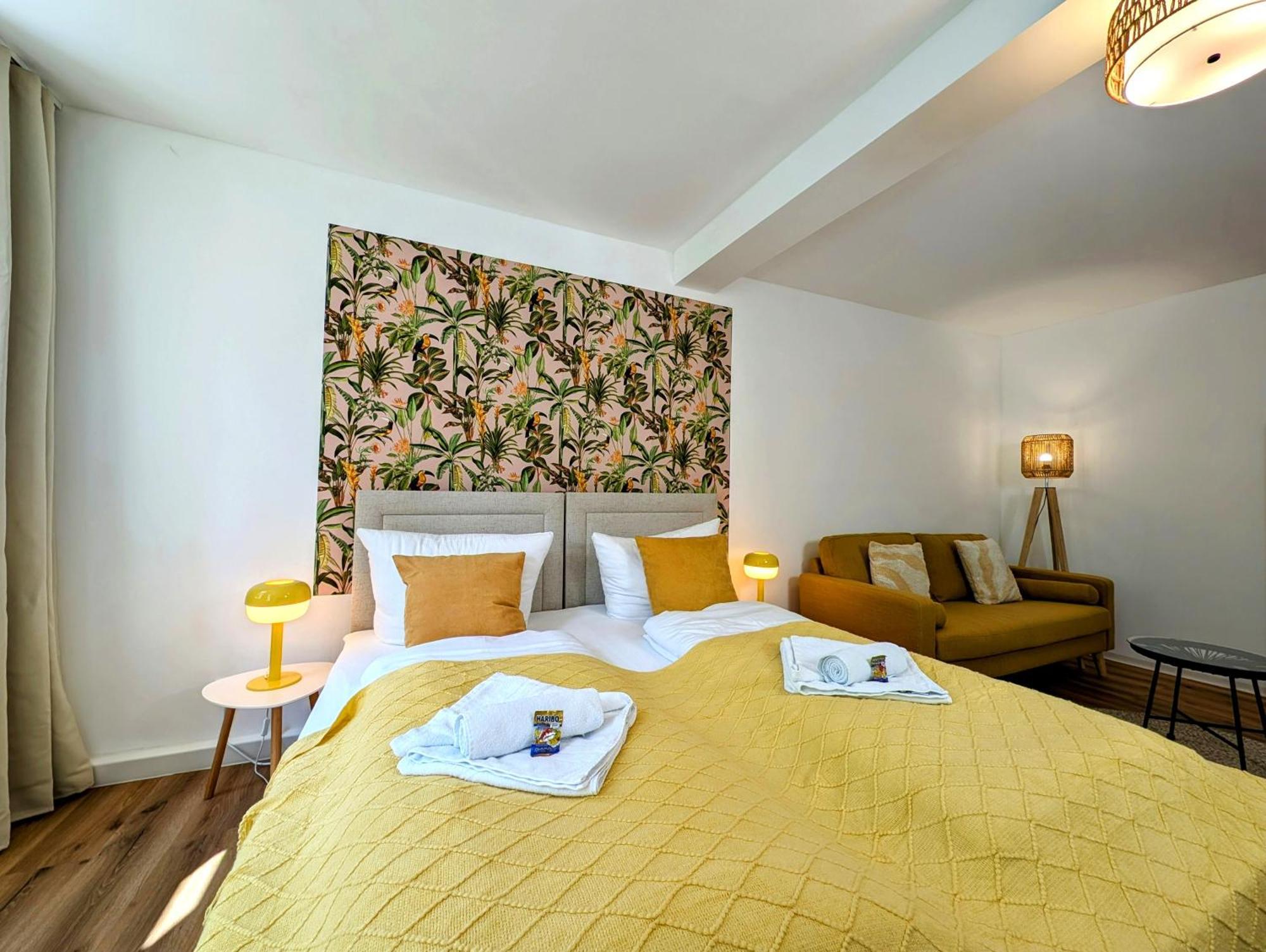 Bohnapartments - Design Suiten Am Markt - Vollausstattung - Wlan - Zentrum Ilmenau Esterno foto