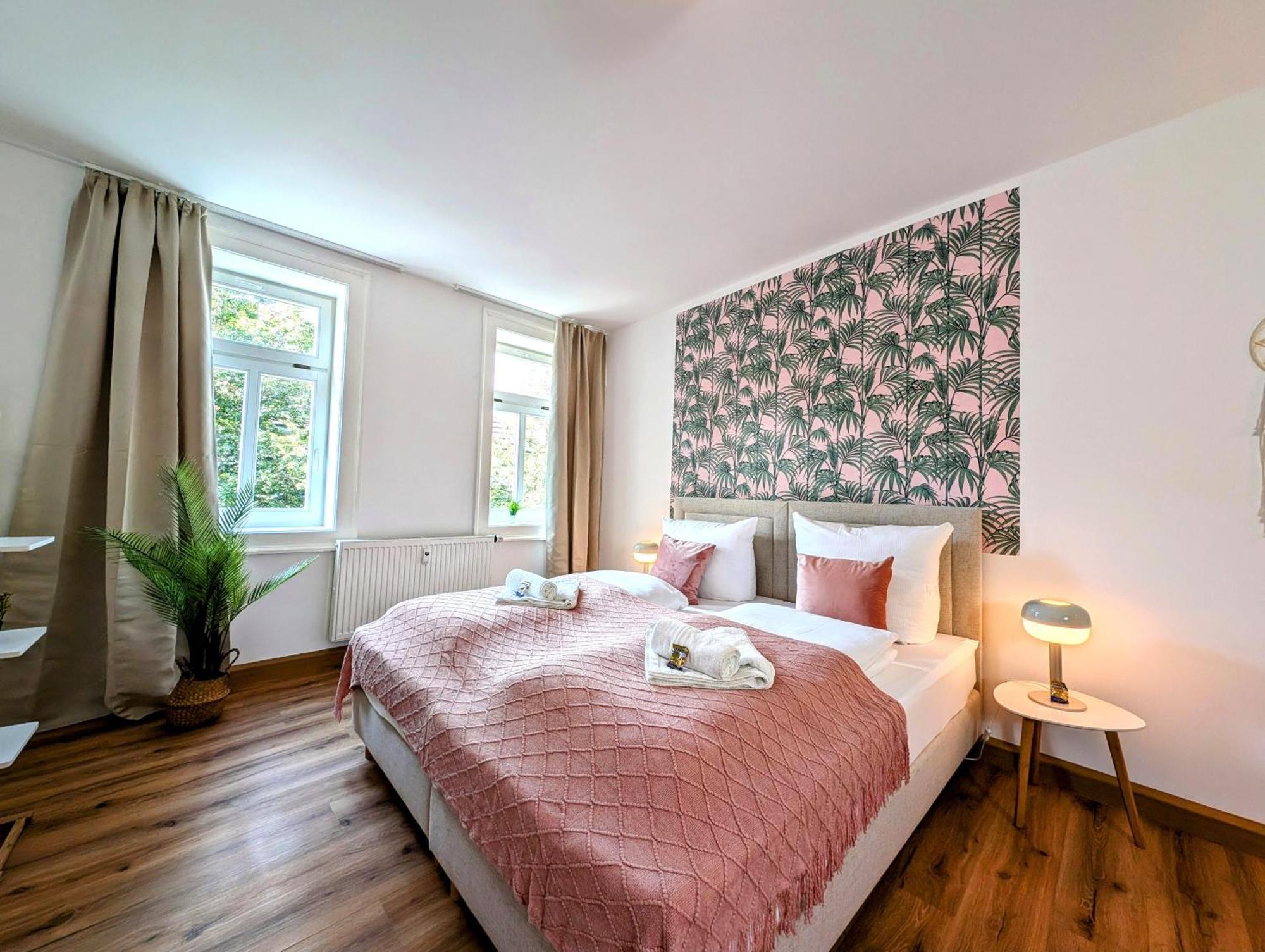 Bohnapartments - Design Suiten Am Markt - Vollausstattung - Wlan - Zentrum Ilmenau Esterno foto